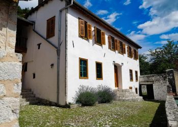 MEHMEDBAŠIĆA KUĆA U STOCU: PRENOĆITE U NACIONALNOM SPOMENIKU I DOŽIVITE GRAD KAO MUZEJ POD OTVORENIM NEBOM