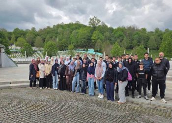 Učenici Prve osnovne škole Stolac posjetili Memorijalni centar Srebrenica – Potočari