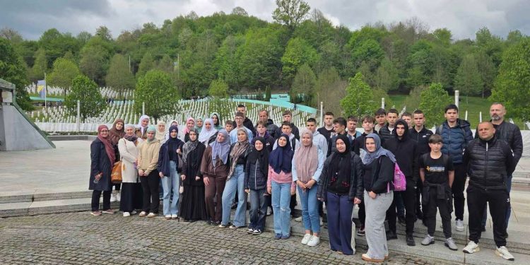Učenici Prve osnovne škole Stolac posjetili Memorijalni centar Srebrenica – Potočari