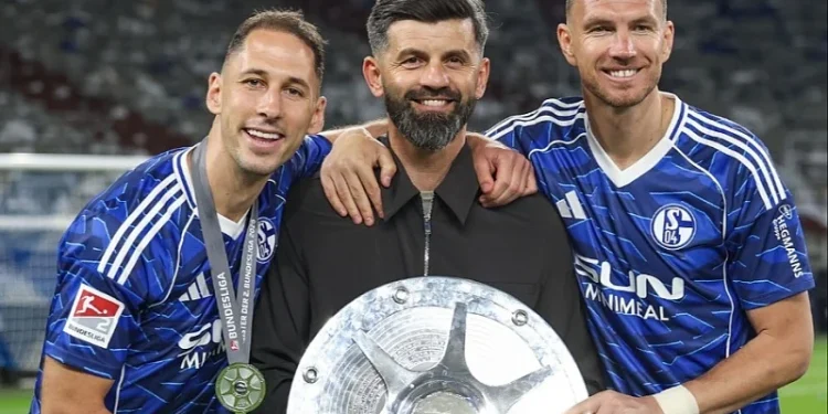 Schalke i titulu “slavi na bosanskom”: Objavili su fotografiju koja će se svidjeti svima u BiH