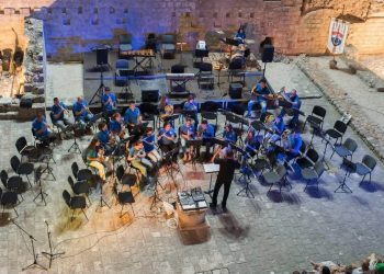 Zvuci koji ostavljaju trag: Gradski orkestar Stolac oduševio publiku u Stonu
