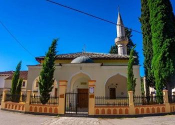 Trebinje obilježava 300 godina Osman-pašine džamije: Svečana akademija uz Armina Muzaferiju