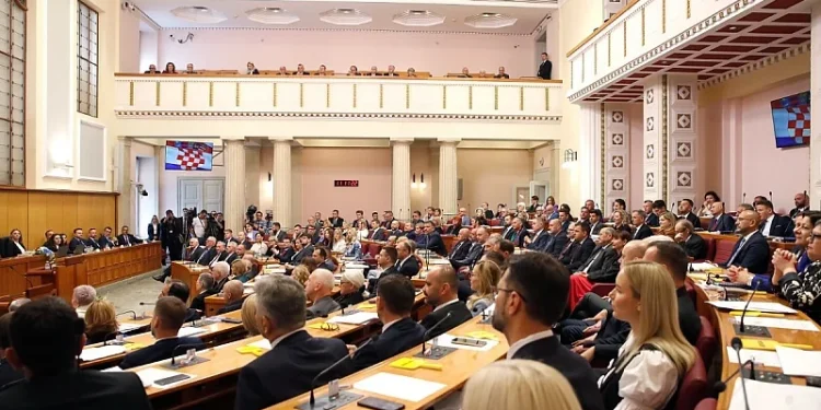 Geopol o rezoluciji DP-a i HDZ-a: Dokument koji opovrgava sam sebe, Zagreb tretira Hrvate u BiH kao manjinu