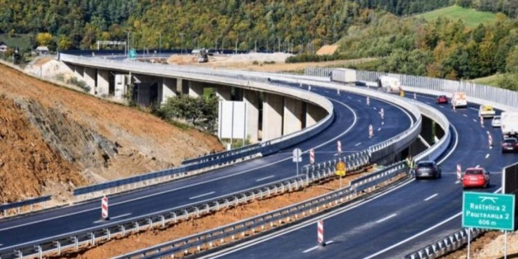 NOVIH SEDAM KILOMETARA AUTOPUTA NA KORIDORU VC OTVORENO ZA SAOBRAĆAJ