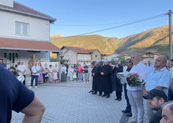 OBILJEŽENA 33. GODIŠNJICA ZLOČINA U RAŠTANIMA: PORODICE ŽRTAVA I DALJE ČEKAJU PRAVDU