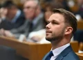 Zakon je jasan, ima li sankcija: Stanivuković se javio sa sprovoda zločincu Mladiću uz poruke koje ga nedvosmisleno veličaju