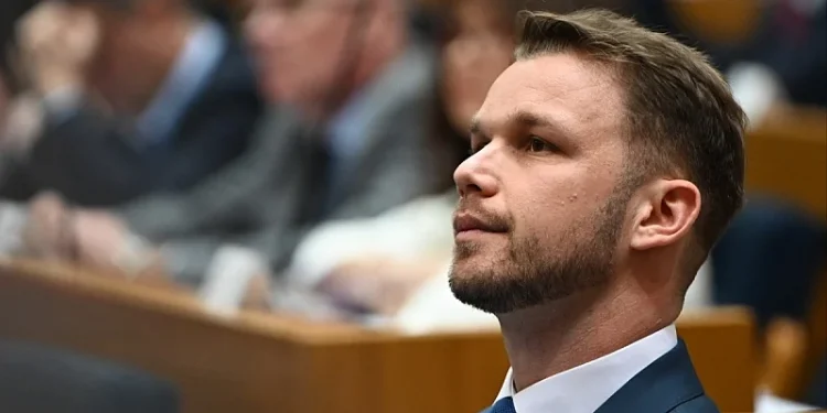 Zakon je jasan, ima li sankcija: Stanivuković se javio sa sprovoda zločincu Mladiću uz poruke koje ga nedvosmisleno veličaju