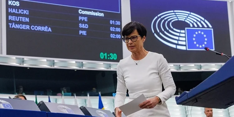 Marta Kos otvara raspravu o sahrani zločinca Mladića u Evropskom parlamentu, govorit će i radikalni desničari