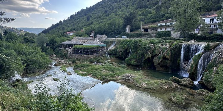 Kiša, pljuskovi i grmljavina: Nestabilno vrijeme danas u Hercegovini, kiša moguća i u Stocu