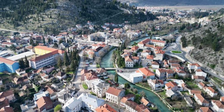 VIKEND PRED NAMA SUNČAN I VRUĆ: Hercegovinu očekuju temperature do 38 stepeni, a sredinom naredne sedmice stiže promjena vremena